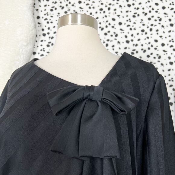 Lane Bryant | 60s Vintage First Lady Black Striped Bow Plus Size Shift Dress 14 - Picture 4 of 11